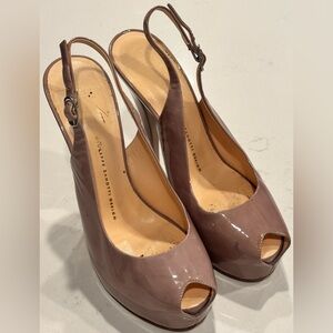 Giuseppe Zanotti Beige Patent Leather Peep Toe Slingback Platform Sandals 38.5